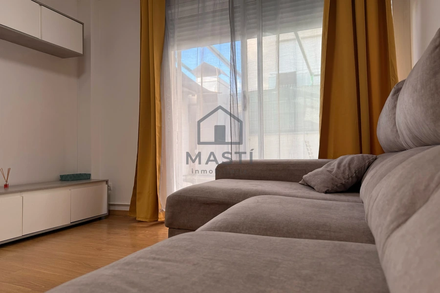 Piso de alquiler con Terraza en Bonavista - Foto 1